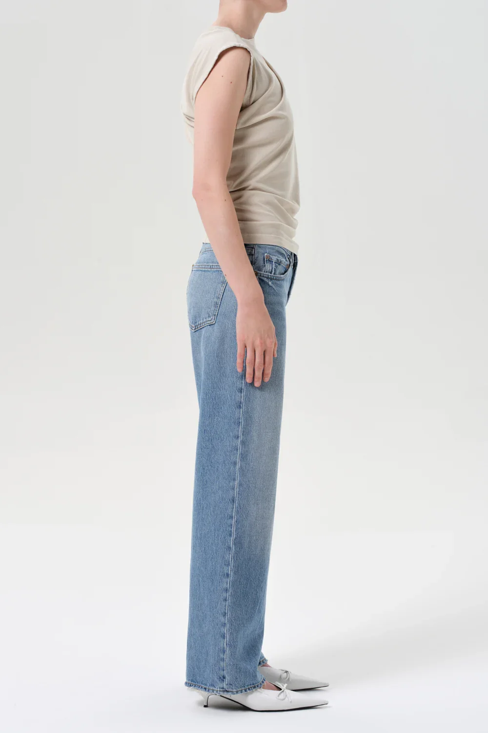 Low Rise Loose Jean - Image 4