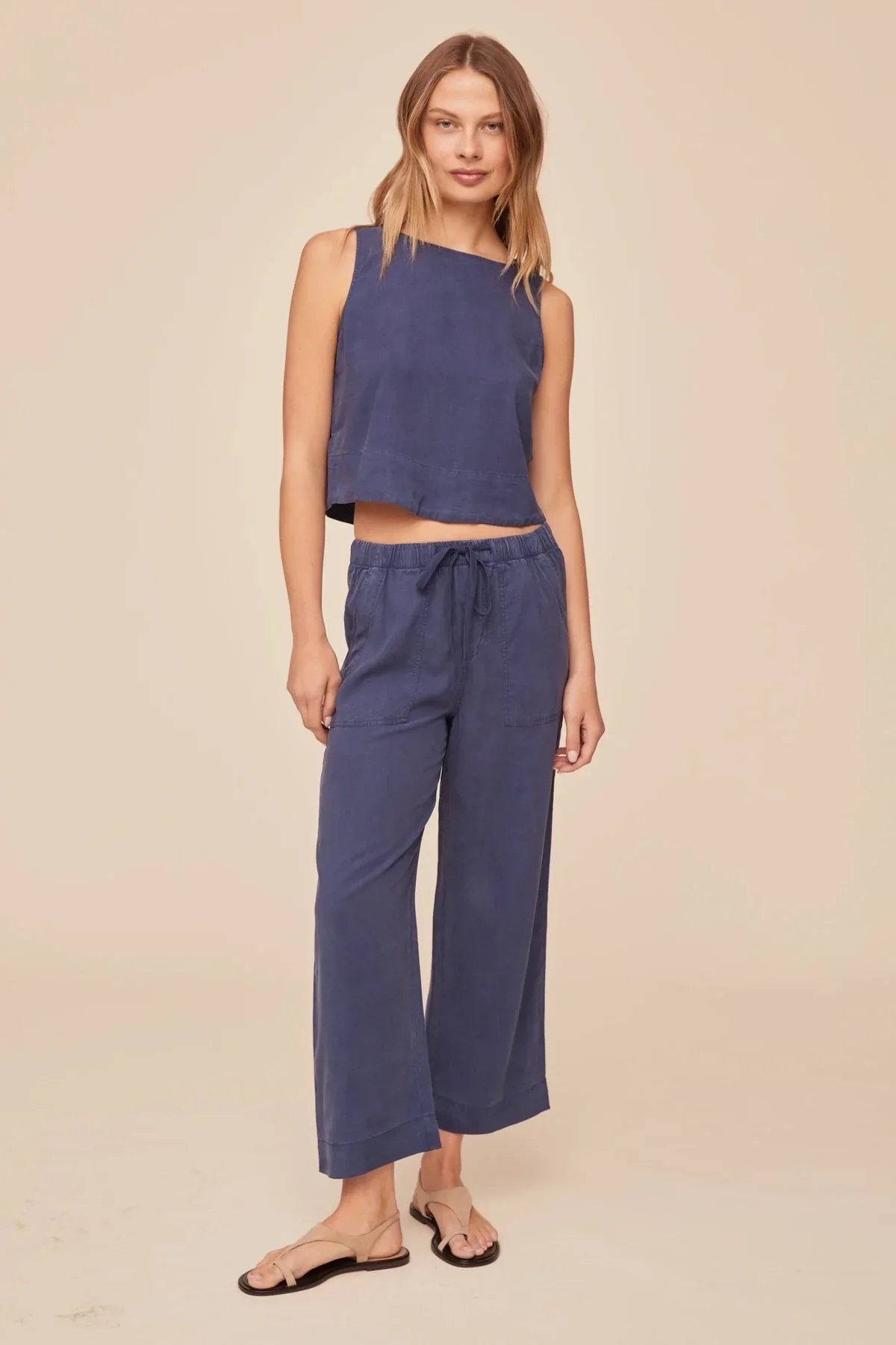 Easy Pocket Wide Leg Crop - Image 2