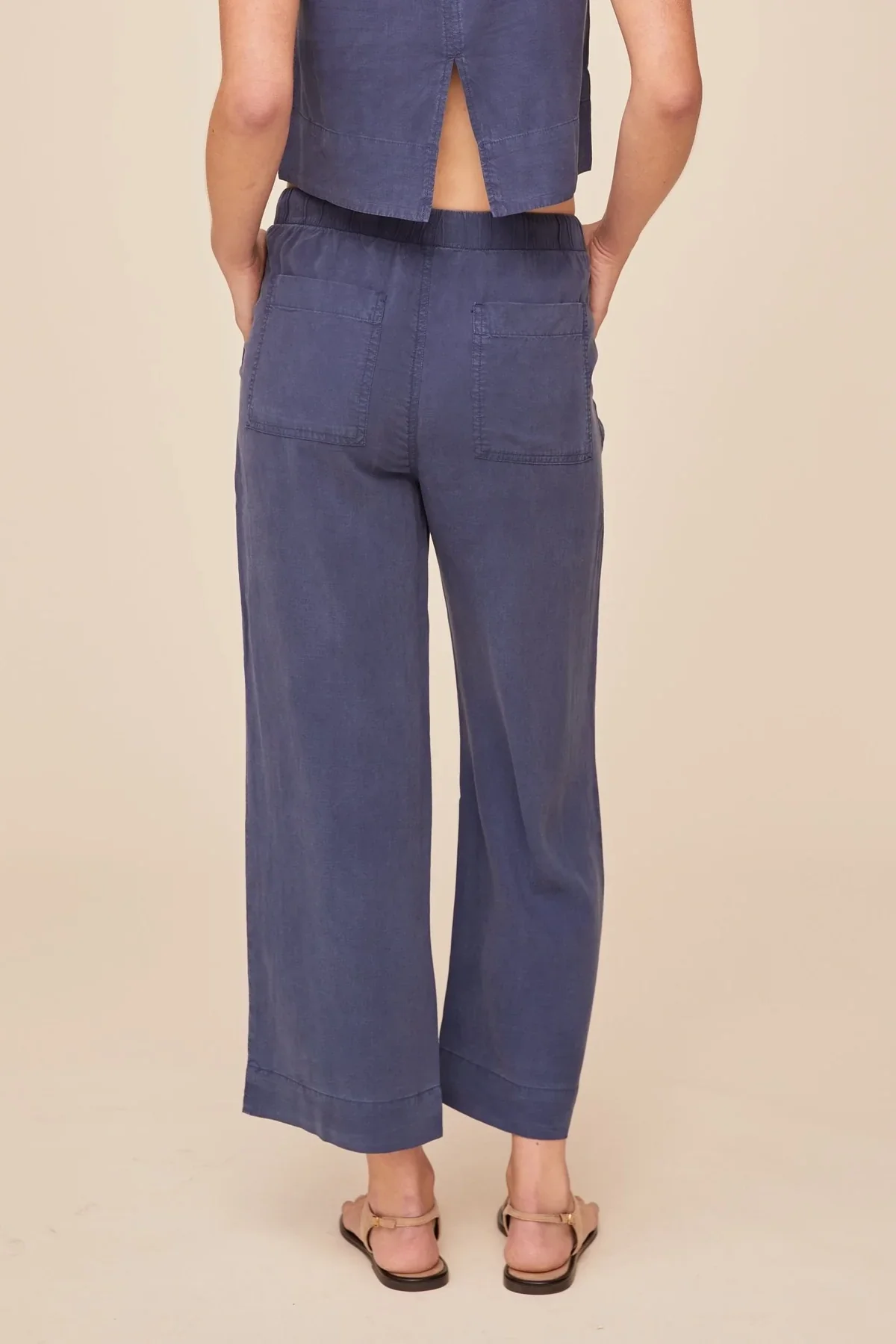 Easy Pocket Wide Leg Crop - Image 4