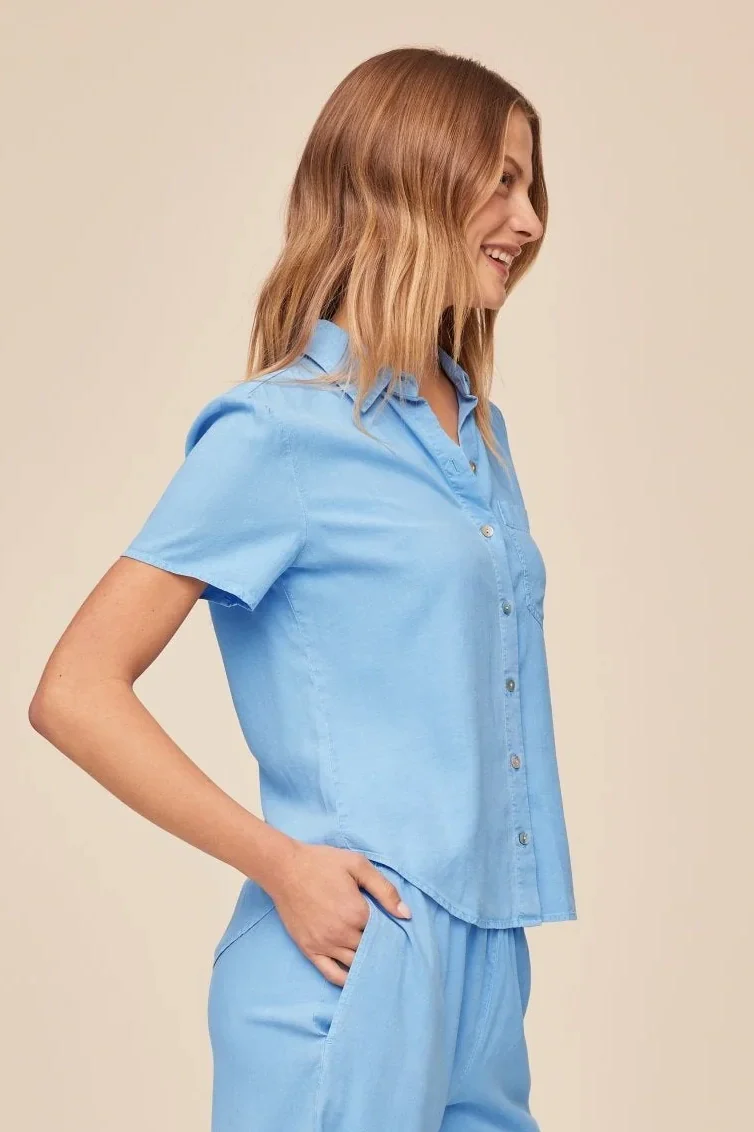 Short Sleeve Pocket Button Down Shirt - Image 2