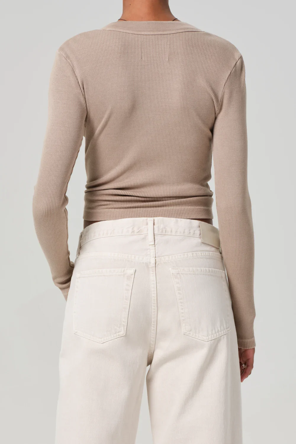 Varra Henley - Image 4