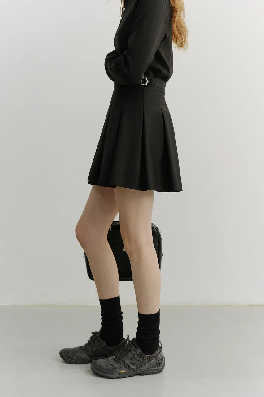 Pleats Mini Skirt - Image 5