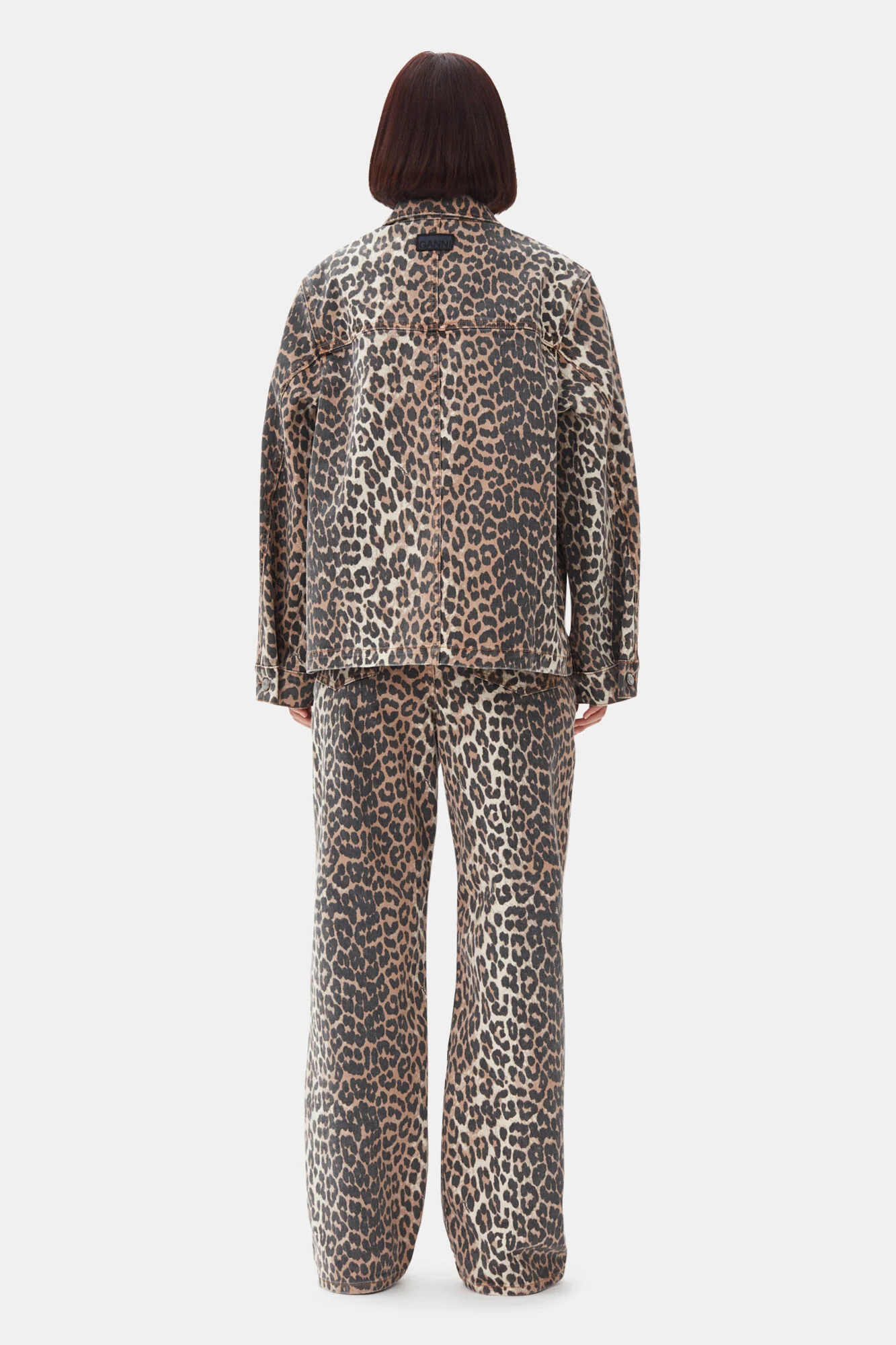 Leopard Printed Denim Jacket - Image 4