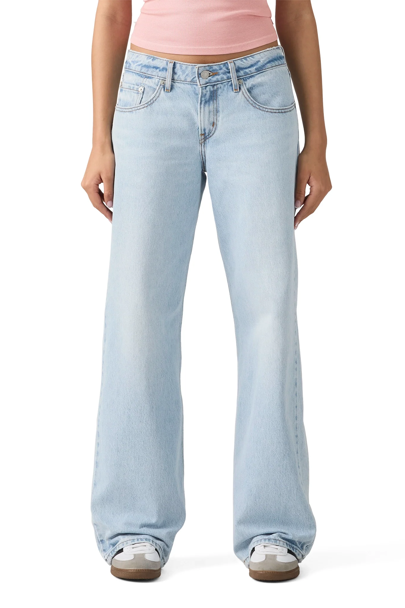 Low Loose Jeans