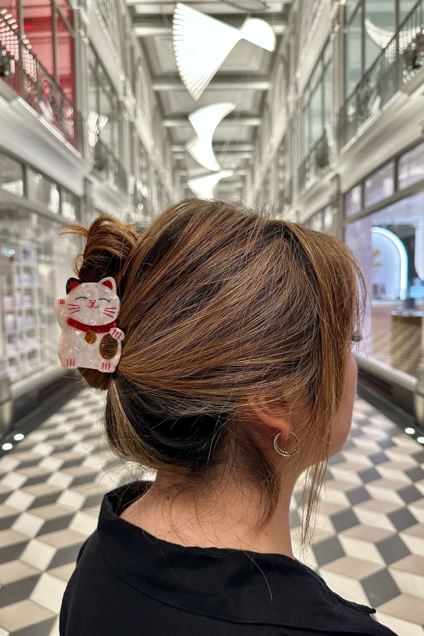 Hand-painted Lucky Cat Claw Hair Clip - Image 2
