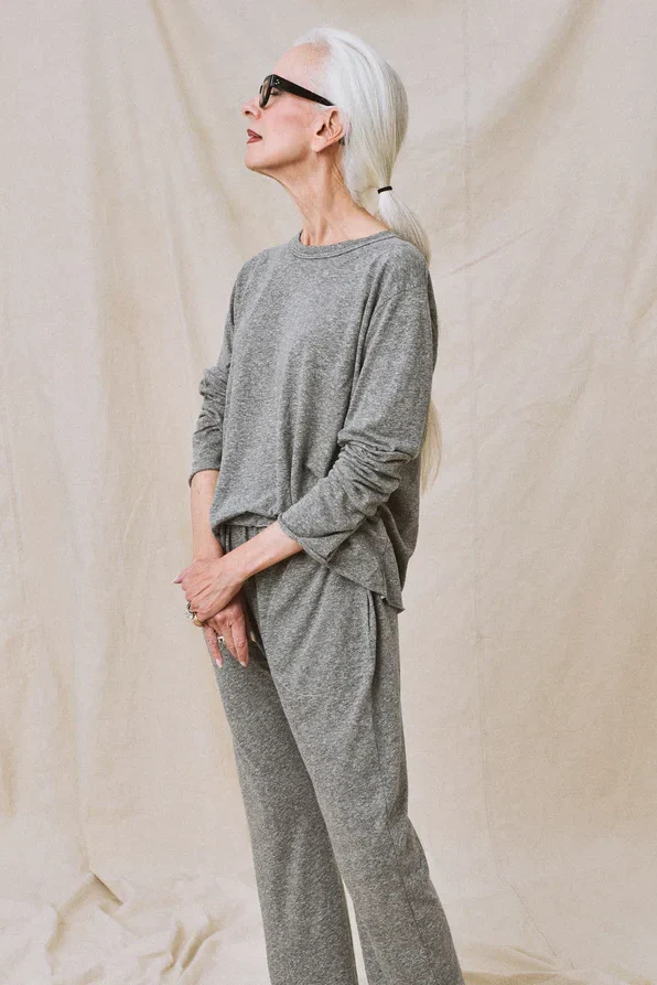 The Long Sleeve Crop Tee - Image 5