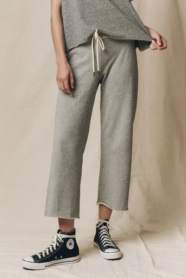 The Wide Crop Sweatpant
