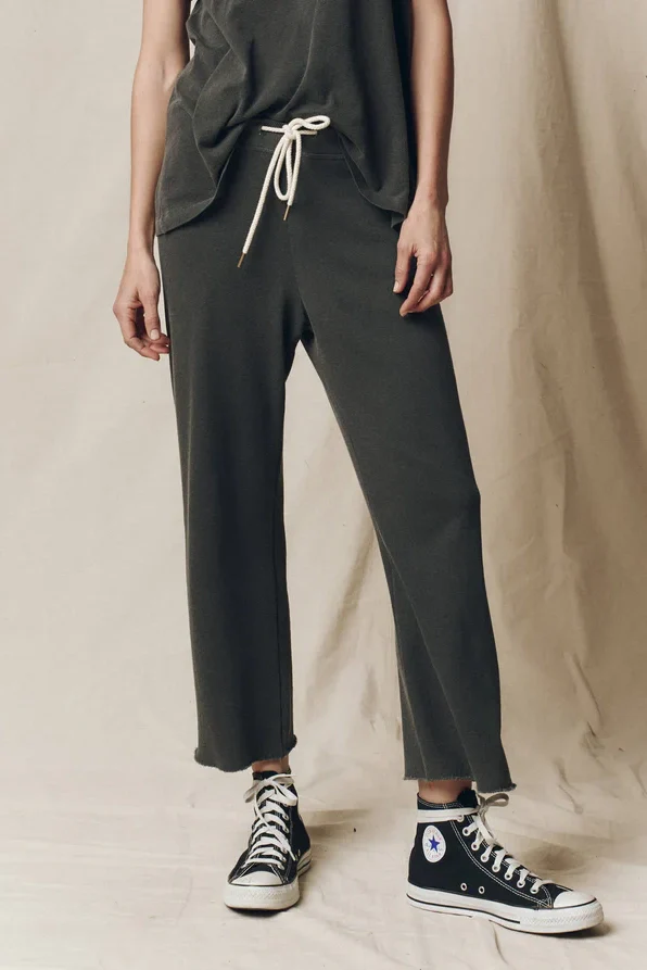 The Wide Crop Sweatpant